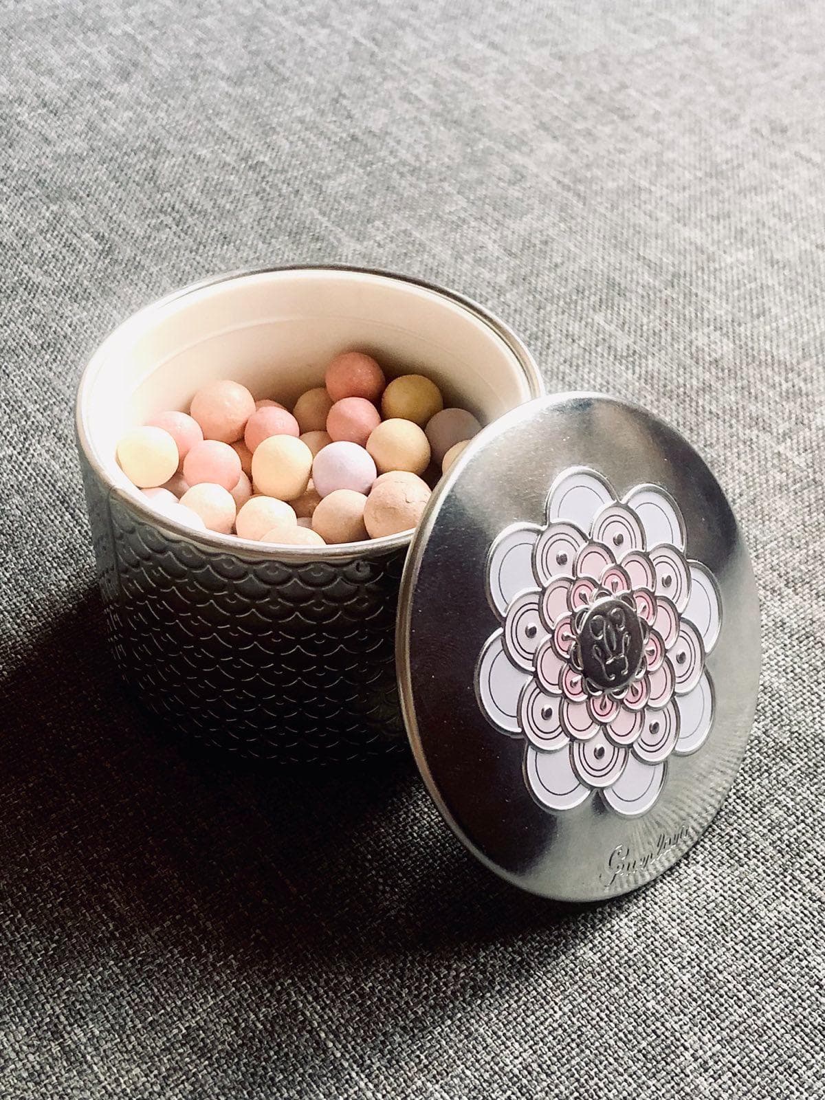 Guerlain – Météorites Pearls